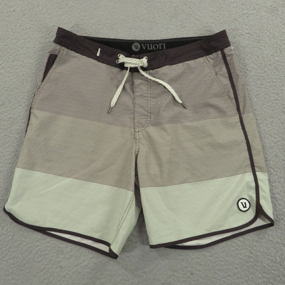 Vuori Cruise Swim Trunks Men 32 Mint Grey Striped Hybrid Boardshorts V314
